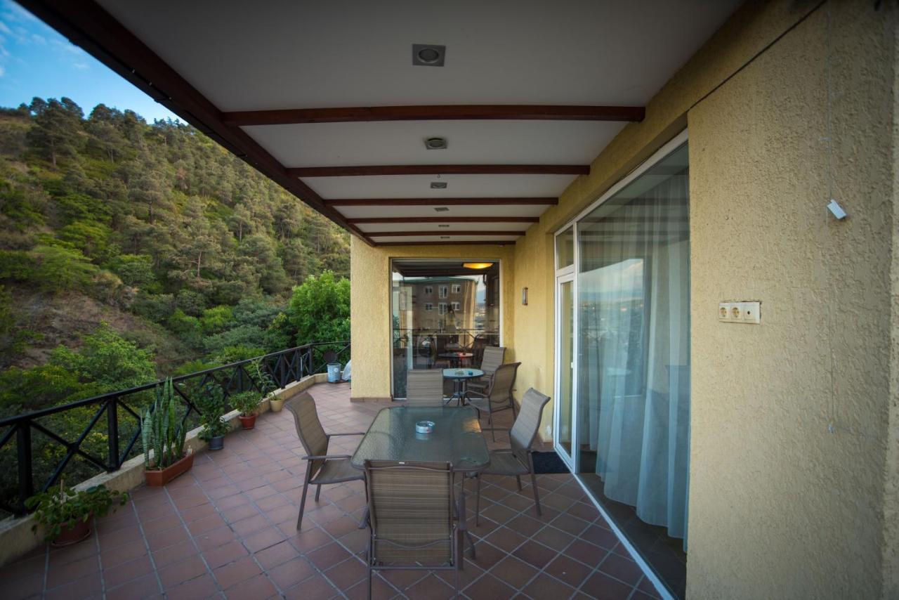 Terrace House Tbilisi Hotel Exterior photo