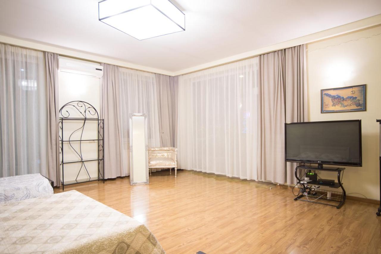 Terrace House Tbilisi Hotel Exterior photo